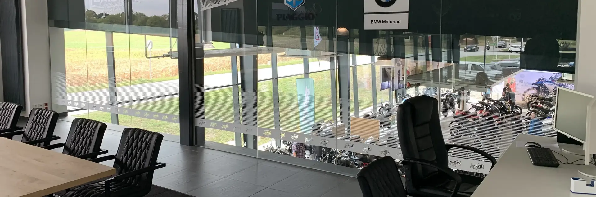 Neubau  / Ausstellungshalle / Werkstatt