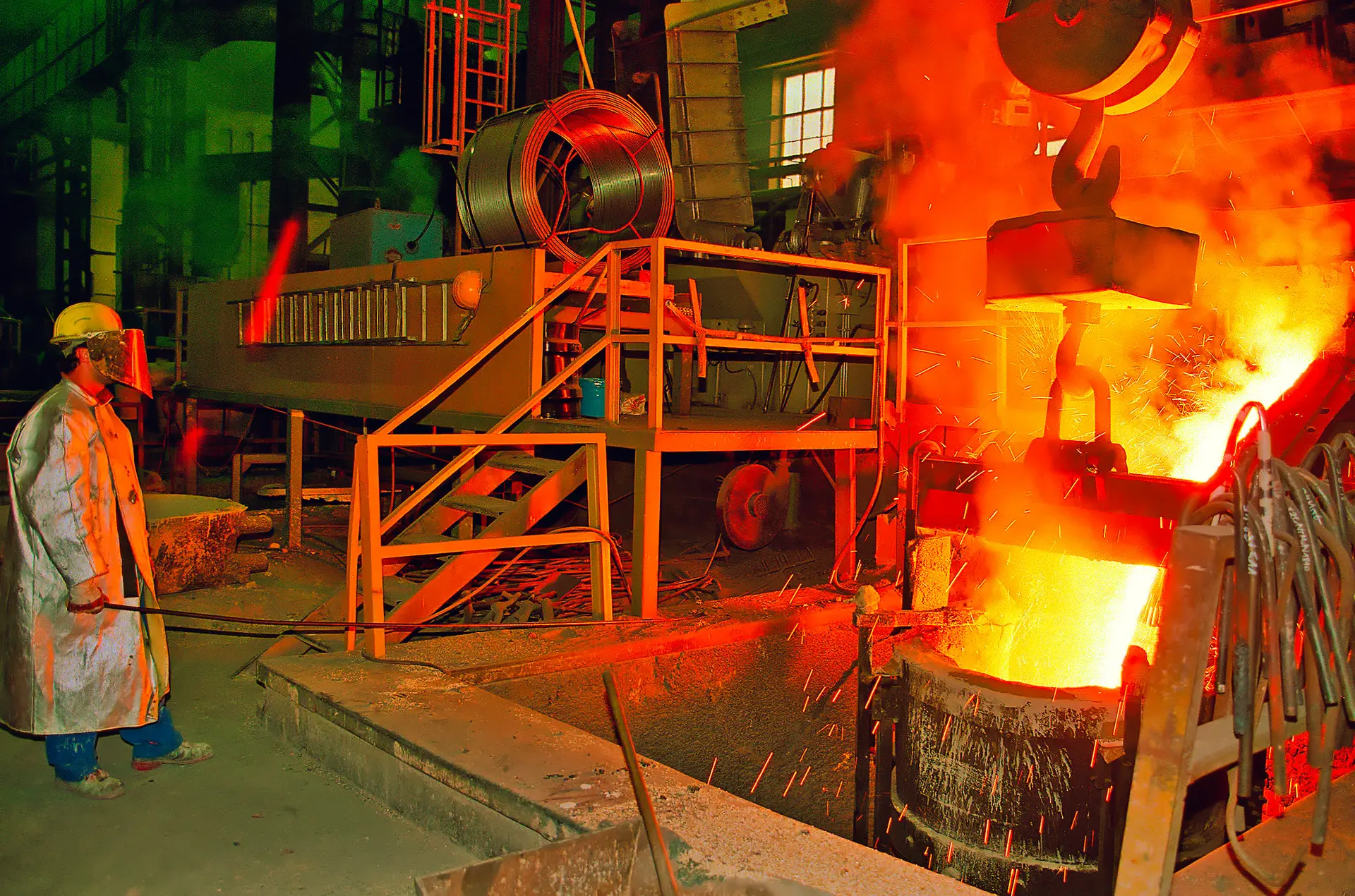 Neubau / Produktions- Lagerhallen / Büros / Dachsanierungen