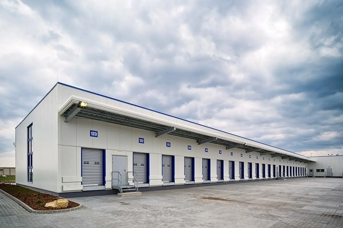 GLS Steinabrückl außen