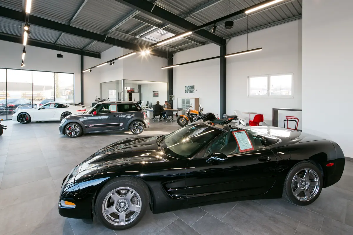 Car Center Süd innen