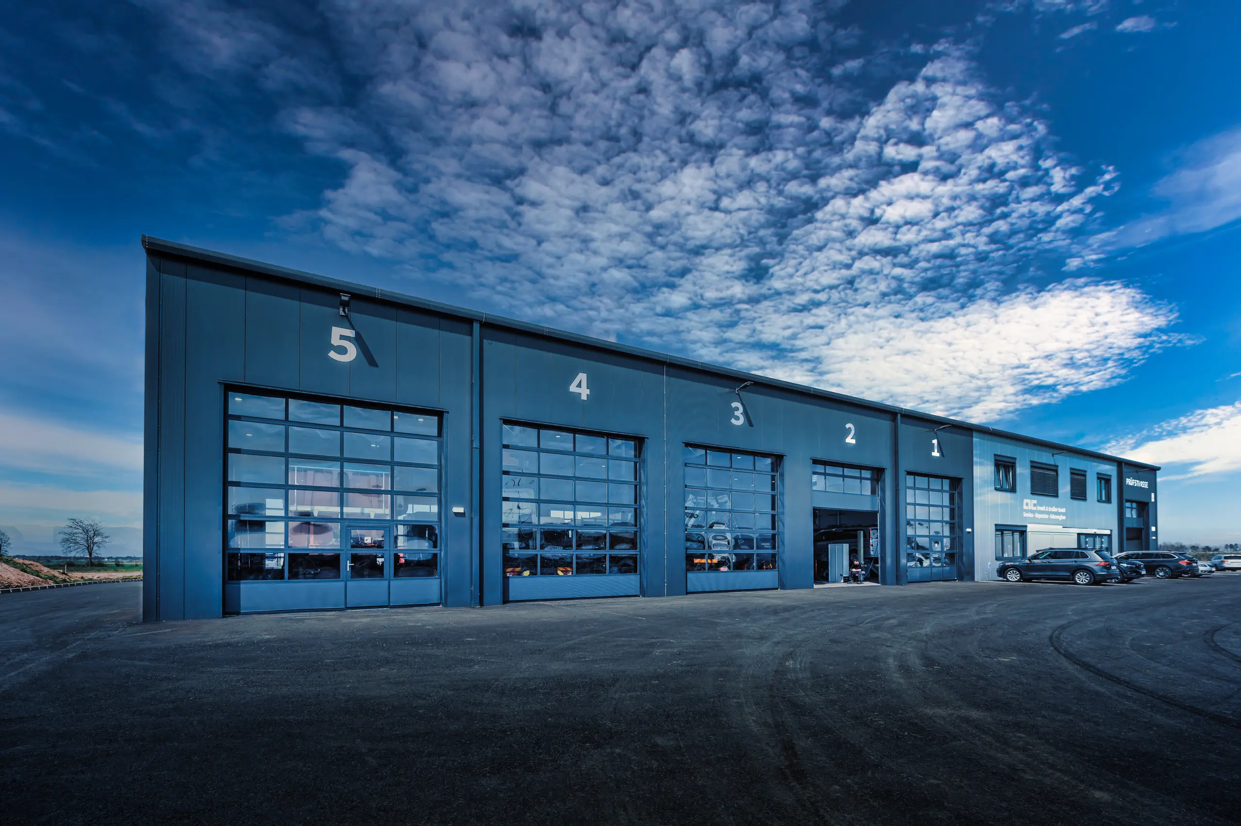 AC / Trucks & Trailer