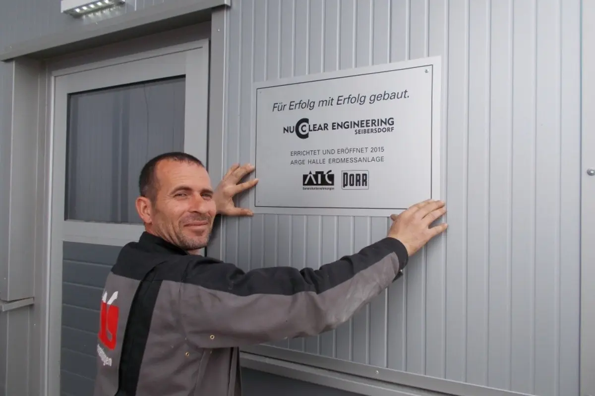 Montage Übergabetafel