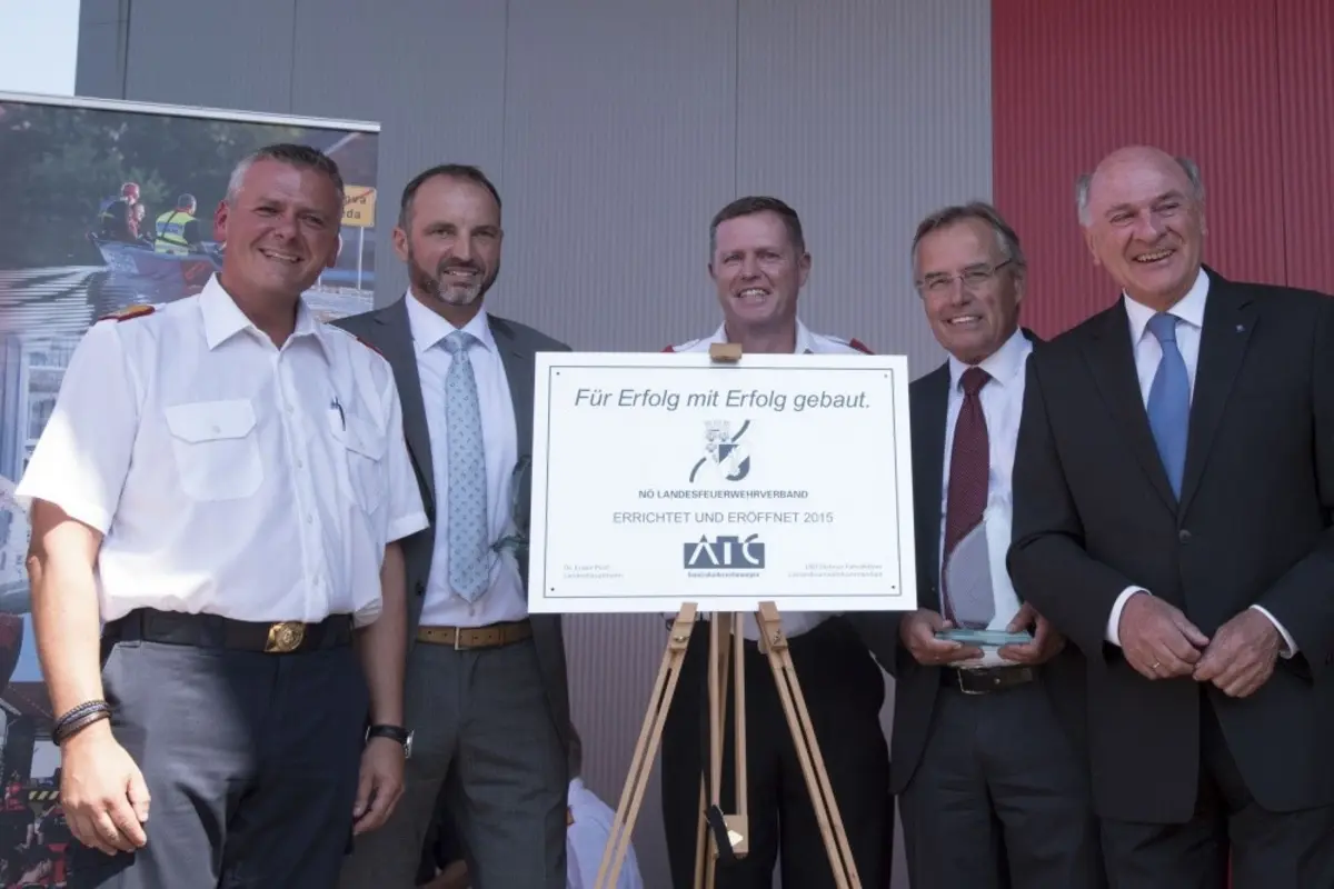 KAT Halle Tulln - Eröffnung mit Landeshauptmann Dr. Erwin Pröll