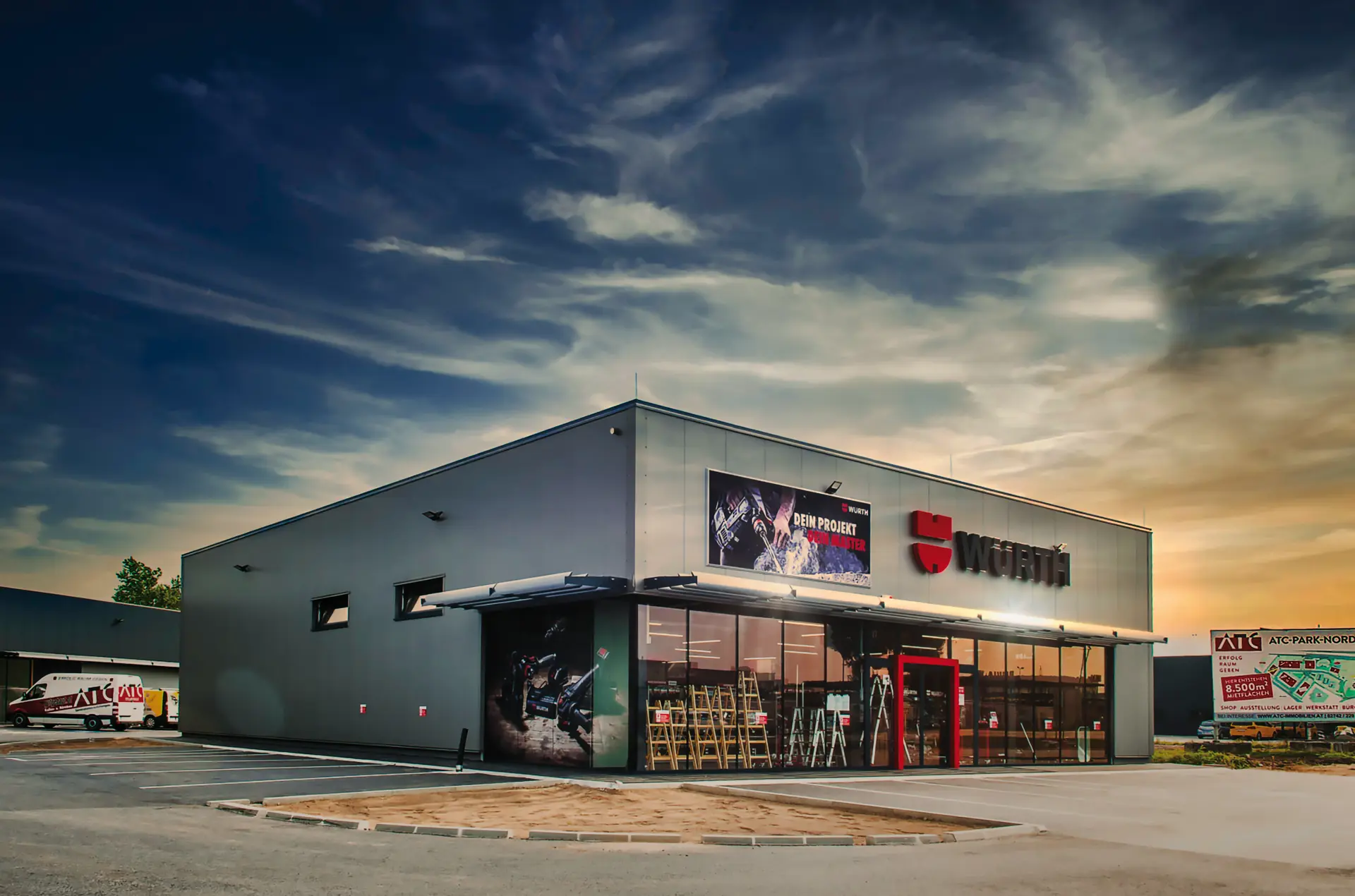 Neubau / Verkaufshalle