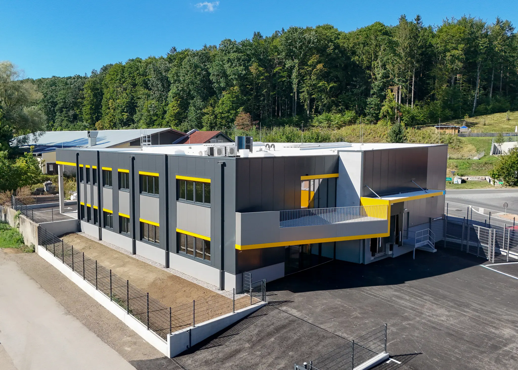 Bammer / Logistikhalle & Büros