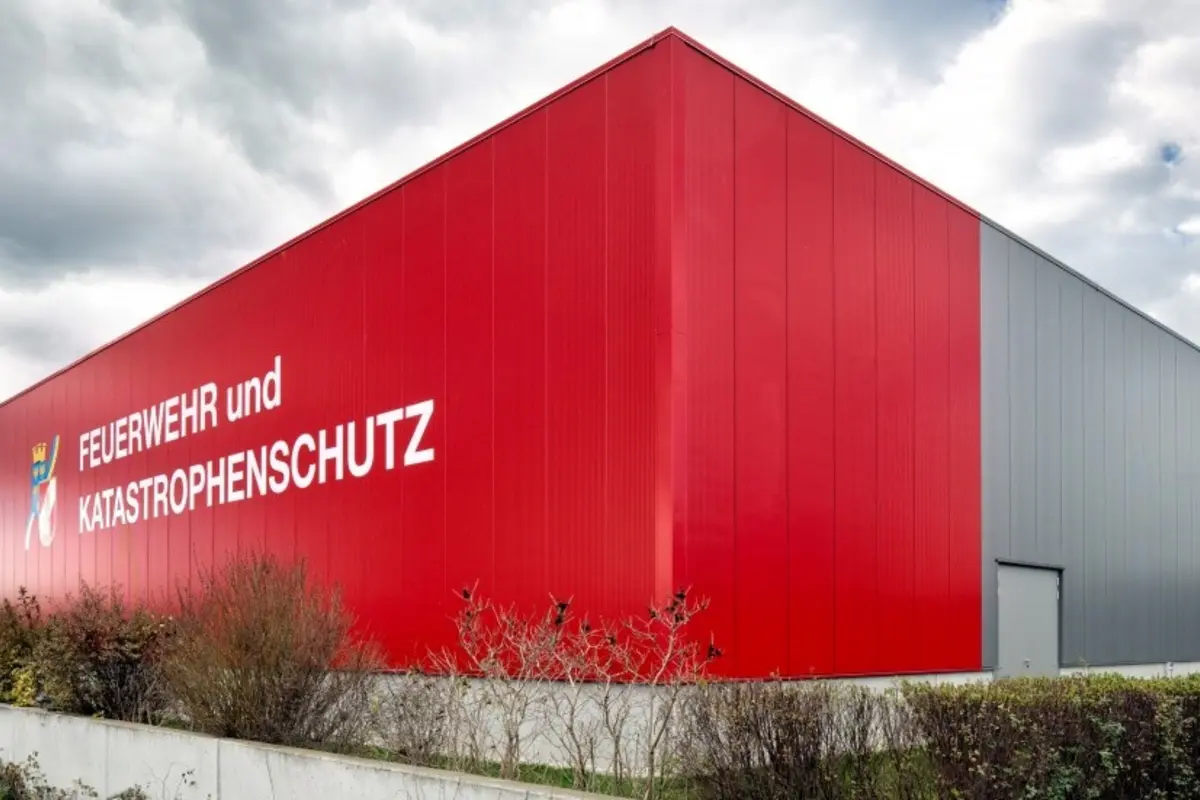 KAT Halle Tulln außen