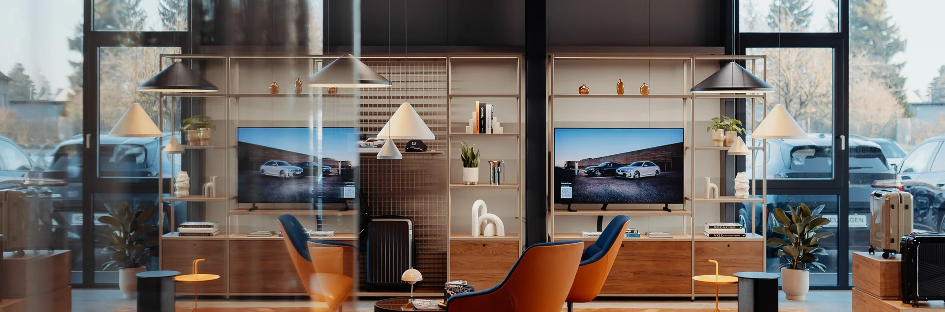 Neubau / Schauraum / Bürogebäude