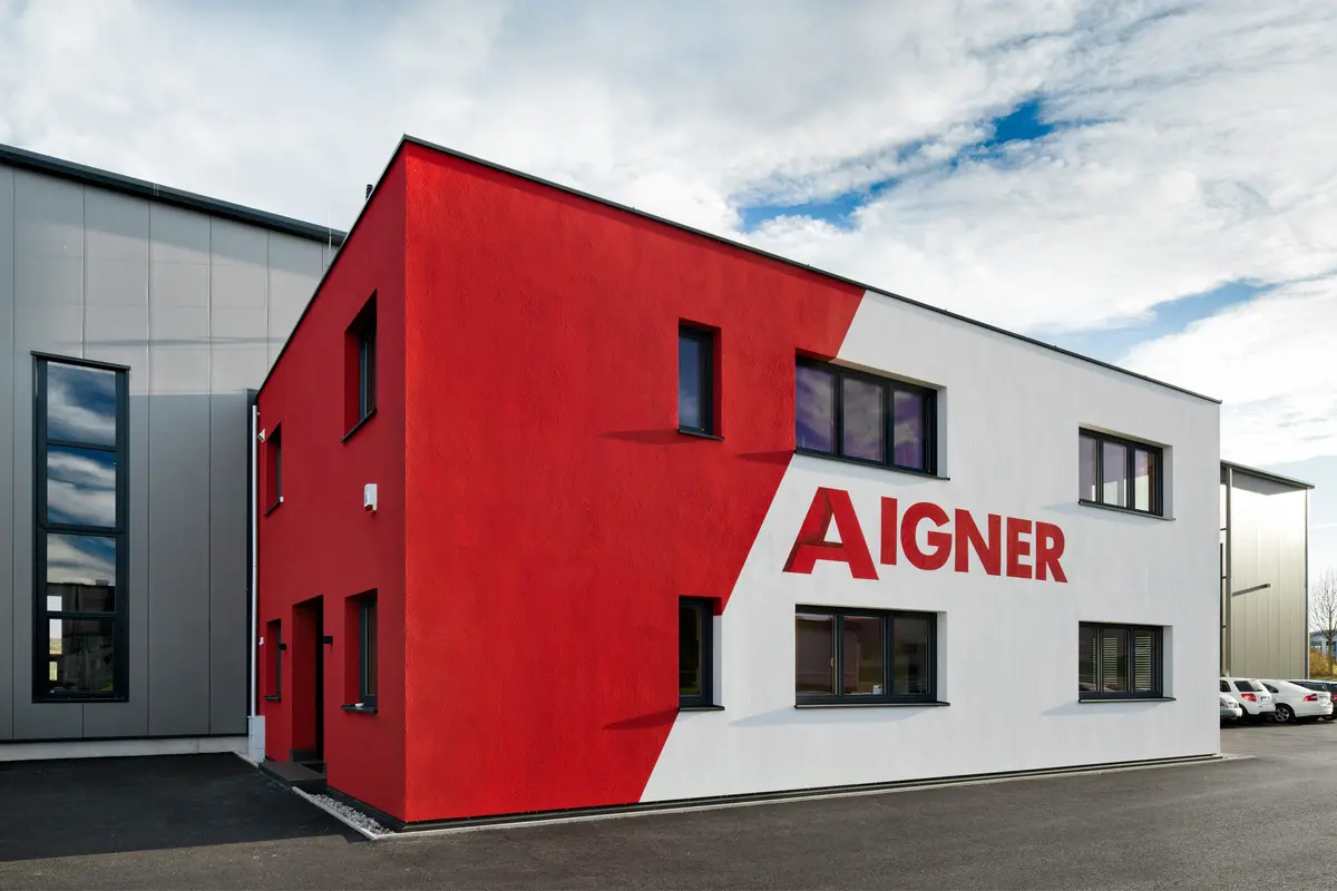 Aigner außen
