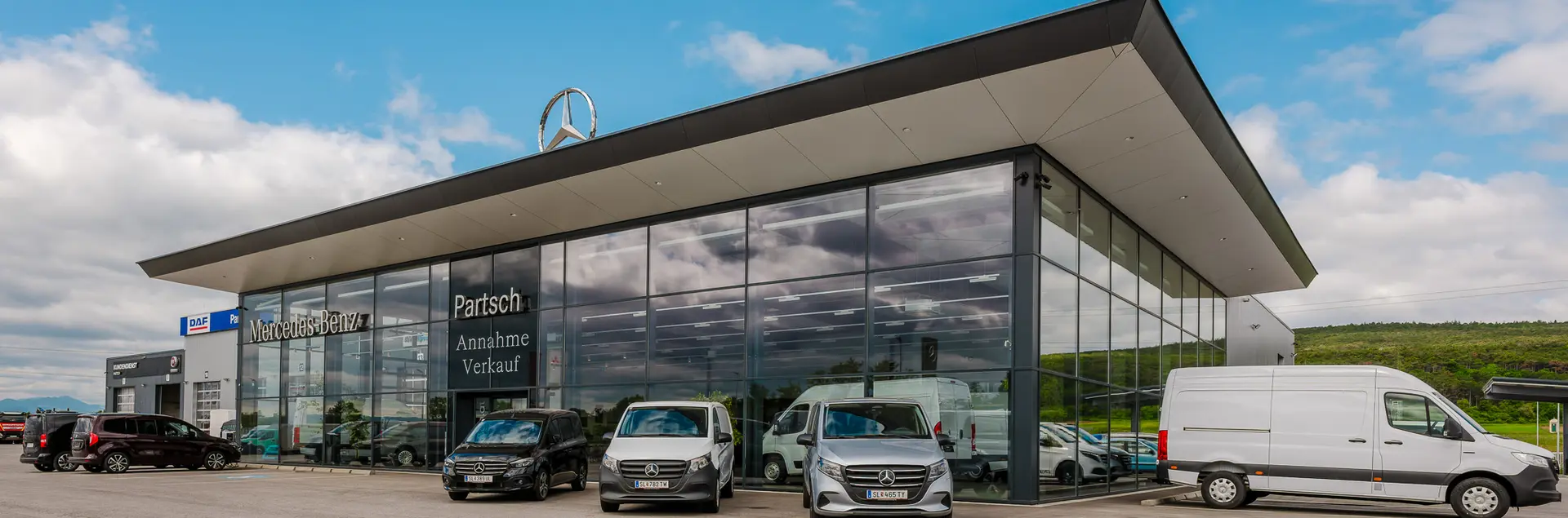 Neubau / Showroom / Werkstatt / Ersatzteillager / Büros