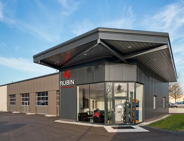 Rubin außen