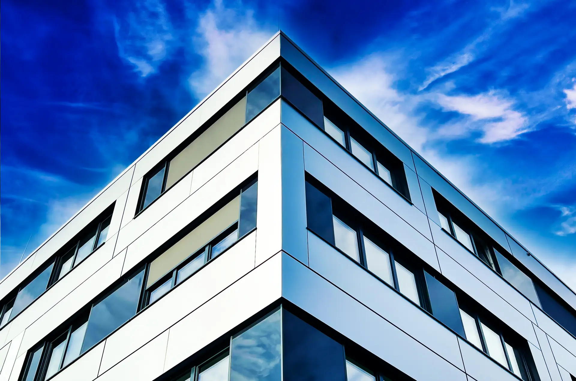 Neubau / Lager- und Logistikhalle / Bürogebäude